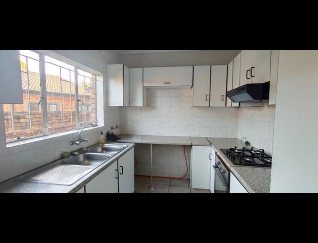 3 BEDROOM HOUSE FOR SALE IN THERESAPARK